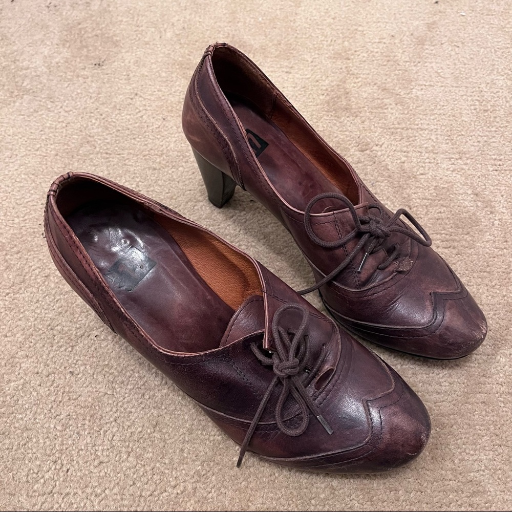 Laced up heels MADE IN ITALY